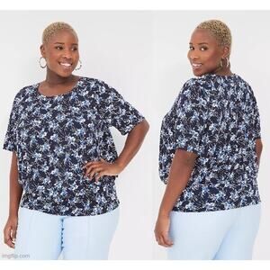 Lane Bryant Women's 26/28 Navy Blue & White Floral S/S Banded Bottom Blouse